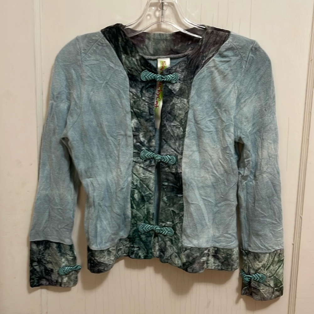 SuperLuckyCat Sweater S/M